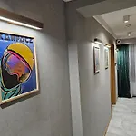 Richmount 아파트