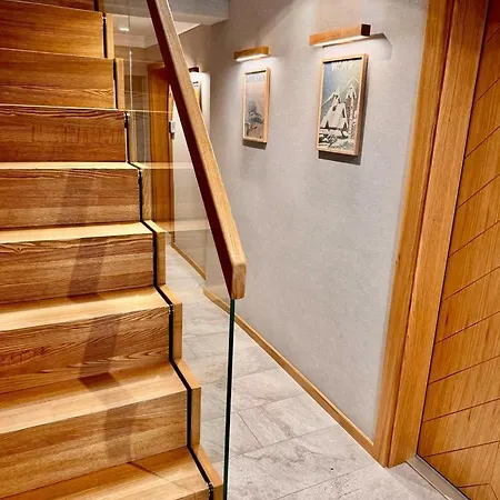 Apartament Richmount